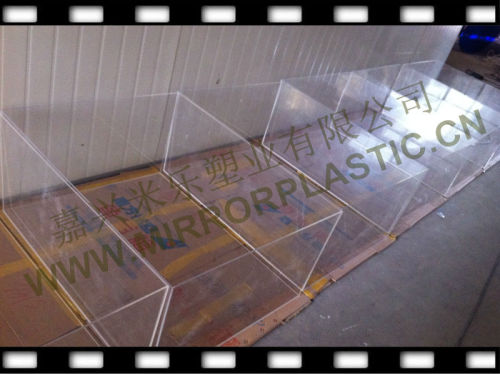 plexiglass box