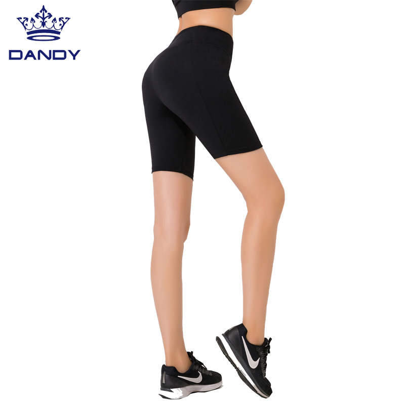 celana pendek yoga yoga shorts