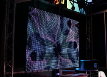 Oem Outdoor Strip Led Advertising Curtain Displays