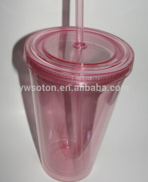 plastic straws cup with straws