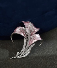 Advanced orchid brooch