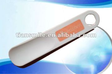 plastic shoe horn