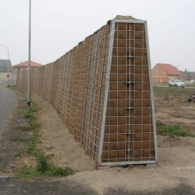 Innovative Safety Barrier for Flood Risk Management