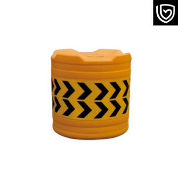 Reflective water-filled anti-collision bucket