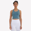 Crop tops de fitness para mulleres