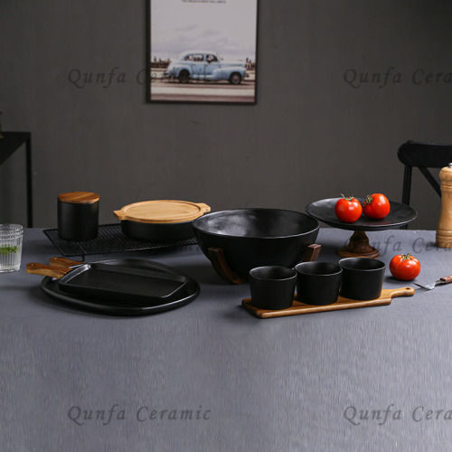 Cooks Essentials Base in ghisa per set di pentole da 9 pezzi