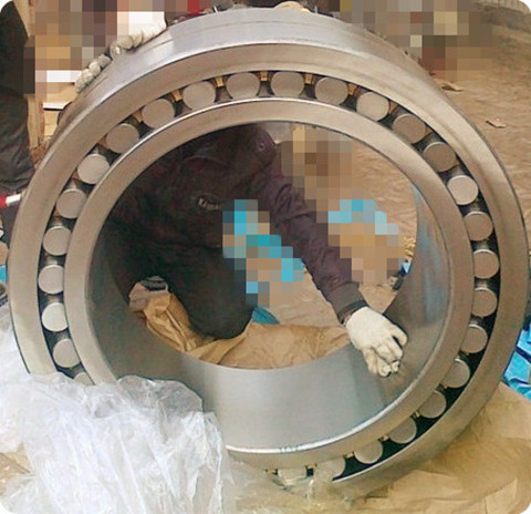 Big Spherical roller bearing 240/750 CA/W33