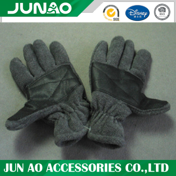 Fleece glove with grip palm