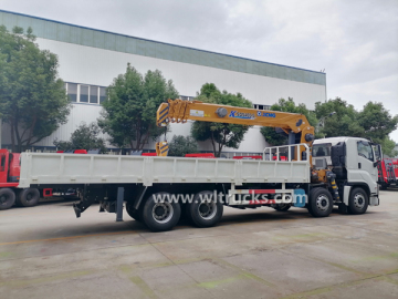 ISUZU GIGA cargo lorry truck mounted 16 Ton XCMG crane