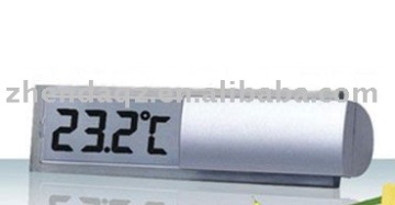 LCD temperature clock
