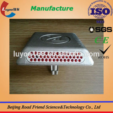 Solar road stud double reflector