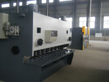 hydraulic metallic sheet guillotine cutter