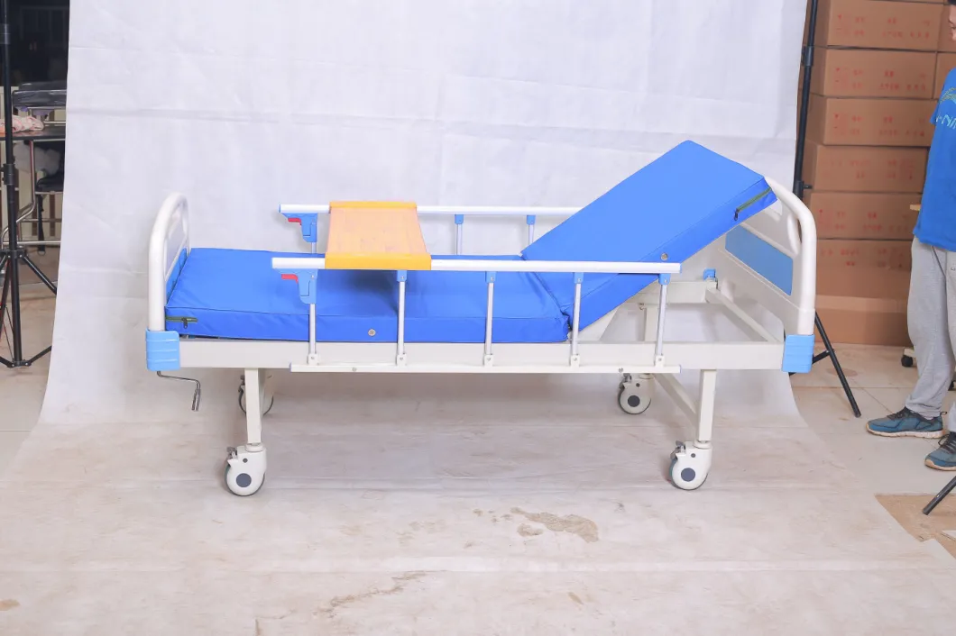 Hospital Use Comfortable Medical Bed with Mattress