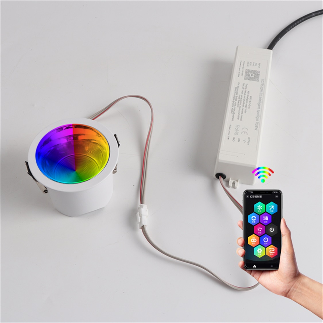 Smart APP Voice Control 20W RGBW  SPI USC2904 Ambiance Dimmable Retrofit  Ceiling Lighting 20w led downlight