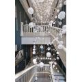 Suspension moderne en acier inoxydable avec globe en cristal blanc