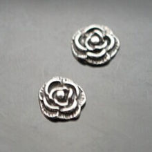 Antique flower style floating charms for lockets