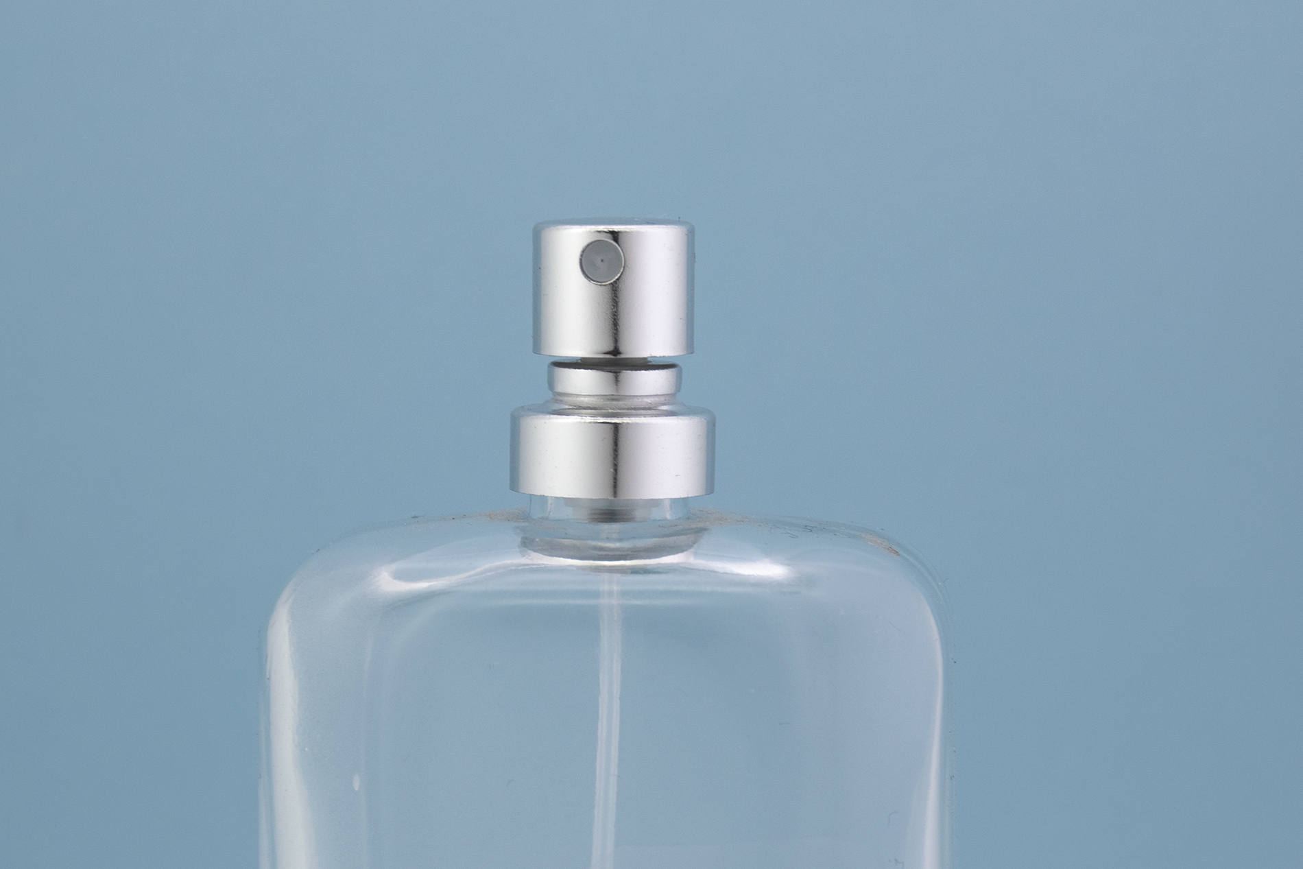 Bomba de crimpagem FEA15 prateada brilhante com colar e tampa de alumínio FEA15 shiny silver crimp pump with collar and aluminum cap