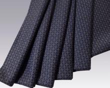 Worsted cashmere wool and cotton blended fabric