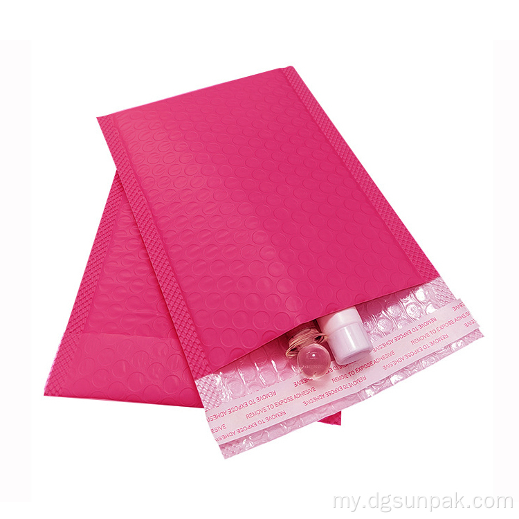 100% ပြန်လည်အသုံးပြုသော Courier Mailing Poly Bubble Bags