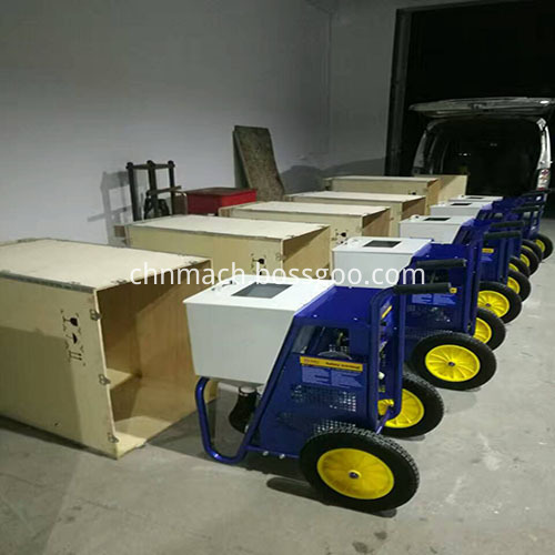 Paint Putty Spraying Paint Putty Spraying