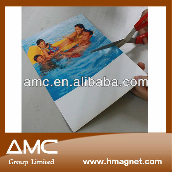 Magnetic paper sheets