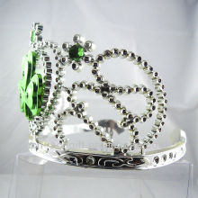 feather crown head and feather crown