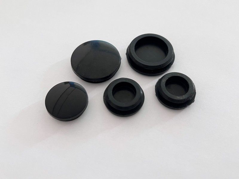 High-Performance Combination Pad Controller Plug