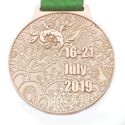 Medalla de metal deportivo de bádminton de esmalte suave de aleación de zinc