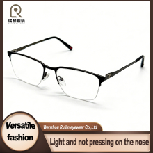 Metal Half-Frame with 360-Degree Hinge Slingshot