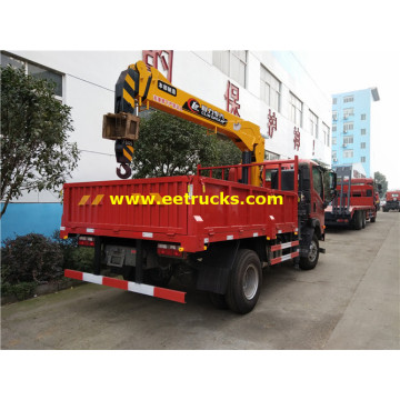 5 Ton Small SINOTRUK Truck with Cranes