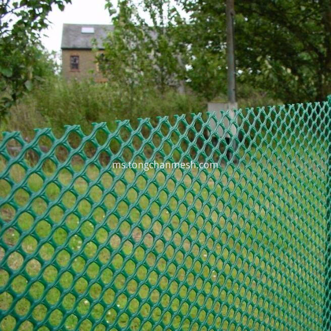 Plastic Stretched Fence