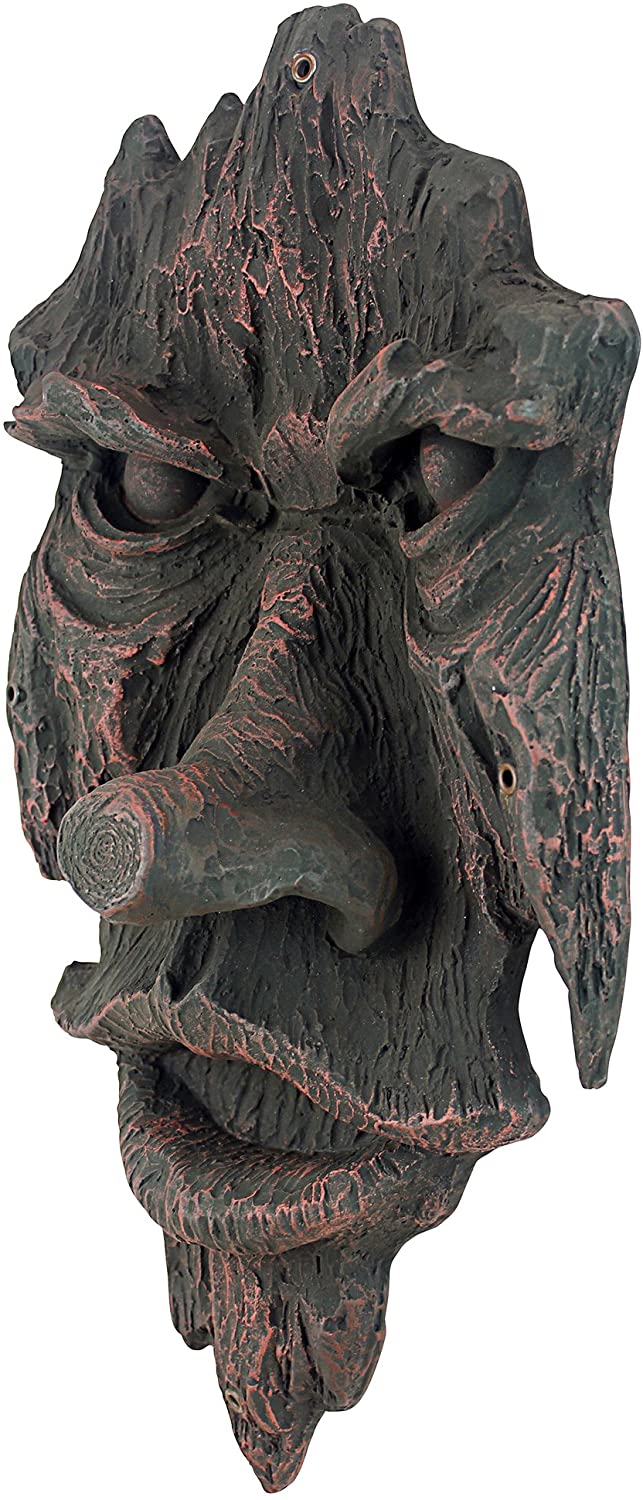 ノッティンガムウッズの精神：グリーンマンツリーの彫刻