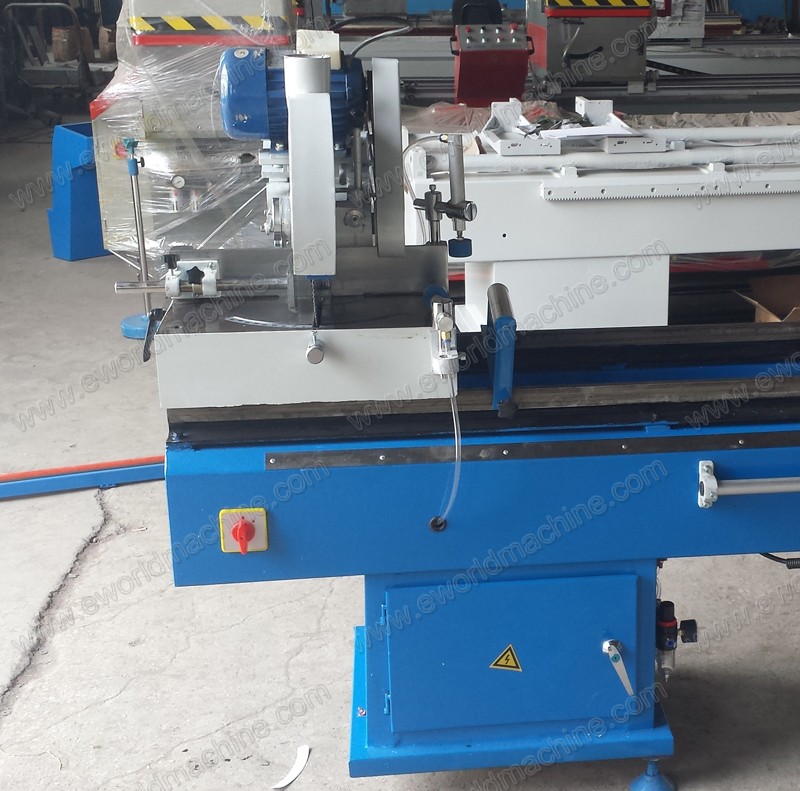 Hot 2021 Year PVC Profile Double Head Miter Cutting Machine For Sale