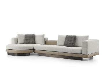 Solid Fluid Line Sofa