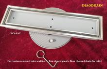 Corrossion resistant odor seal plastic drain for toilet