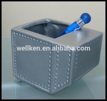 resin pen holder,aircraft luggage container shape pen holder