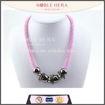 Fashionable alloy crystal pink mesh stardust pendant necklace