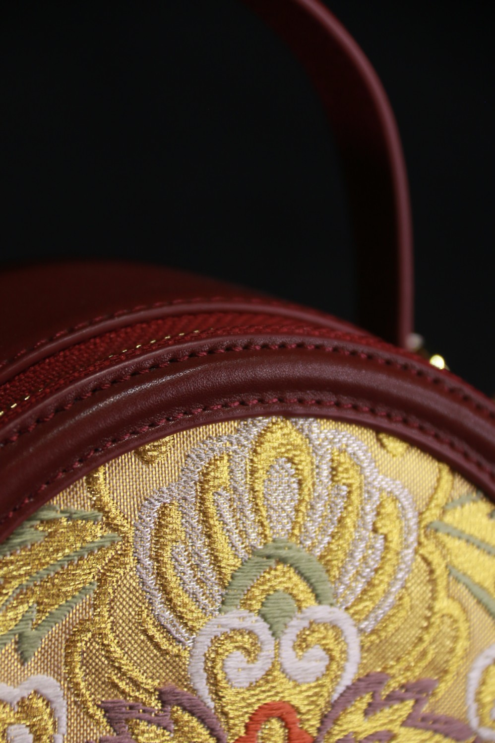 mochila bordada embroidered backpack