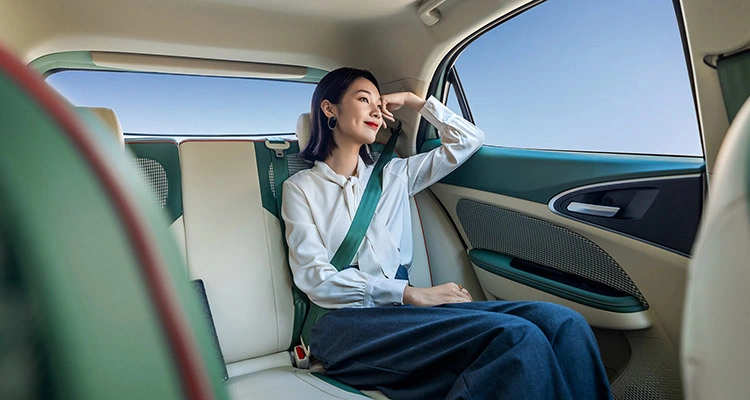 Gwm Ora Good Cat Ballet Cat Blue Mini EV Car Automobile Cheapest Cute New Energy Small Compact SUV Suitable Commute Transporter