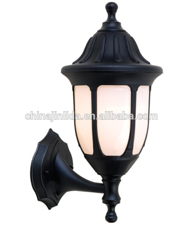 2015 New design low price no wire outdoor light