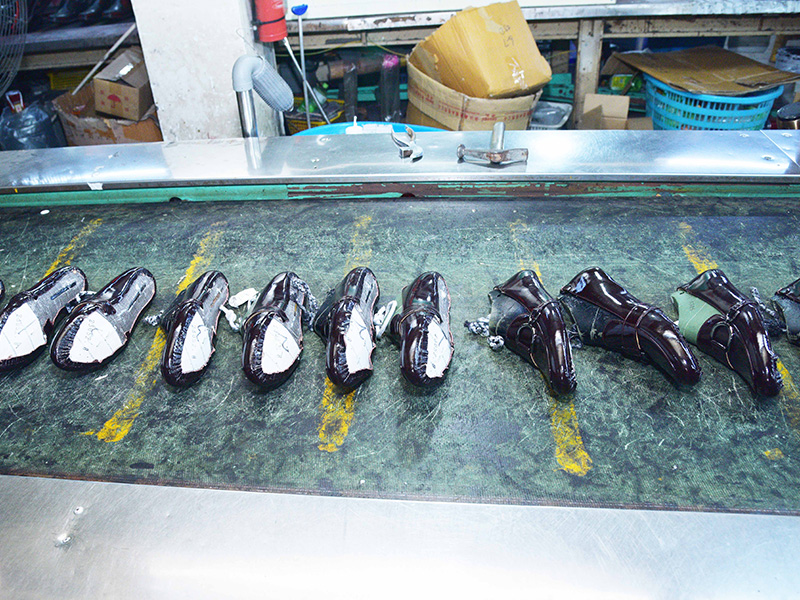 خط تولید کفش چرم Leather Shoe Production Line