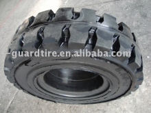 Forklift tyre L-302 Pattern