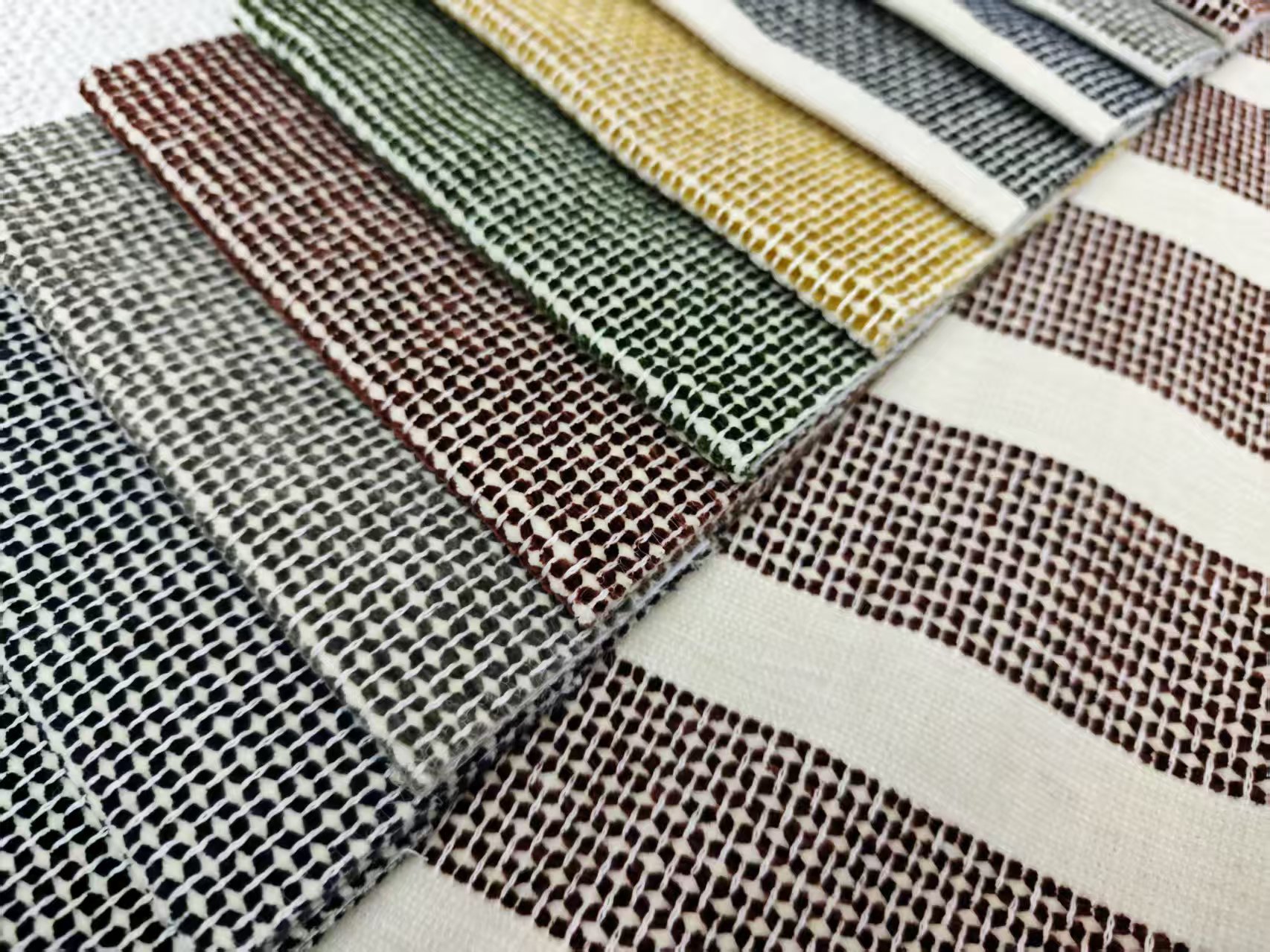 پارچه شنل chenille fabric