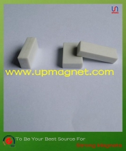Waterproof neodymium magnets with plastic coating