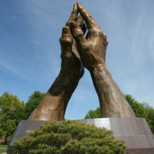 outdoor garden outdoor bronze giant praying hand sculpture