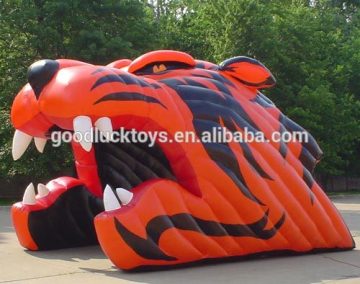 giant inflatable Tiger Head Tunnel