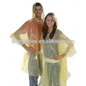 Disposable Yellow Cheap Raincoat For Promotional Gift