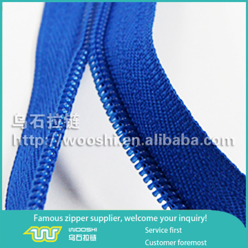 Blue nylon zipper long chain UK quality zips in roll