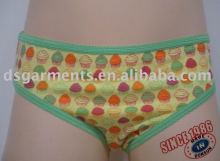 Girl's briefs