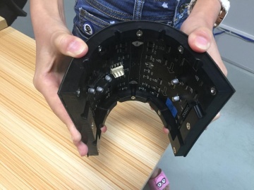 P4 Flexible indoor curve LED display screen